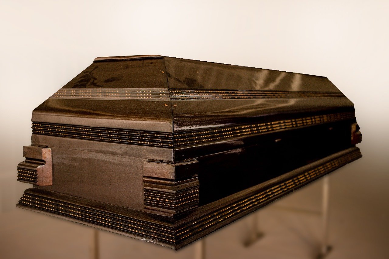 Basic dignified funeral setup